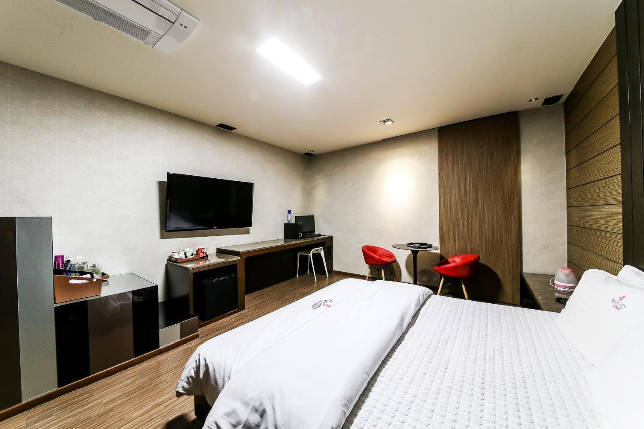 Gyeongju Arrietty Motel Dış mekan fotoğraf
