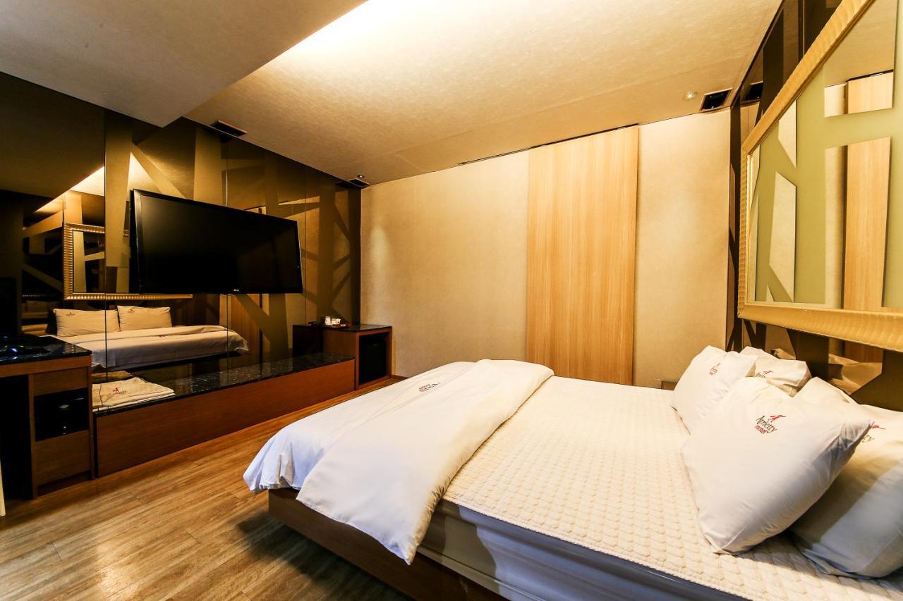 Gyeongju Arrietty Motel Dış mekan fotoğraf
