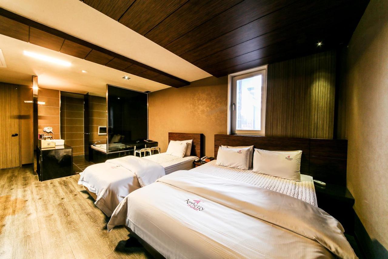 Gyeongju Arrietty Motel Dış mekan fotoğraf