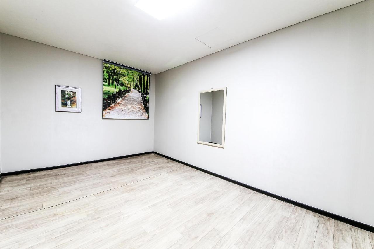 Gyeongju Arrietty Motel Dış mekan fotoğraf