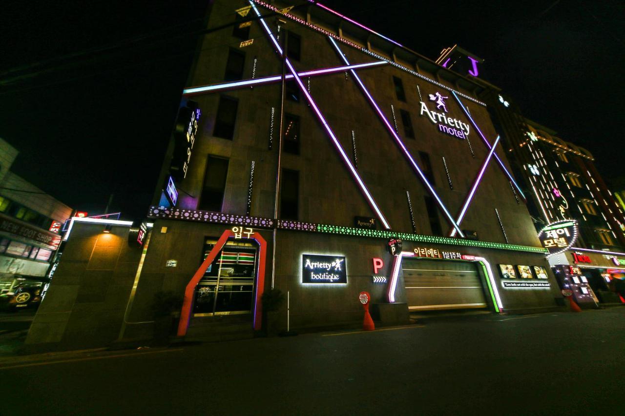Gyeongju Arrietty Motel Dış mekan fotoğraf