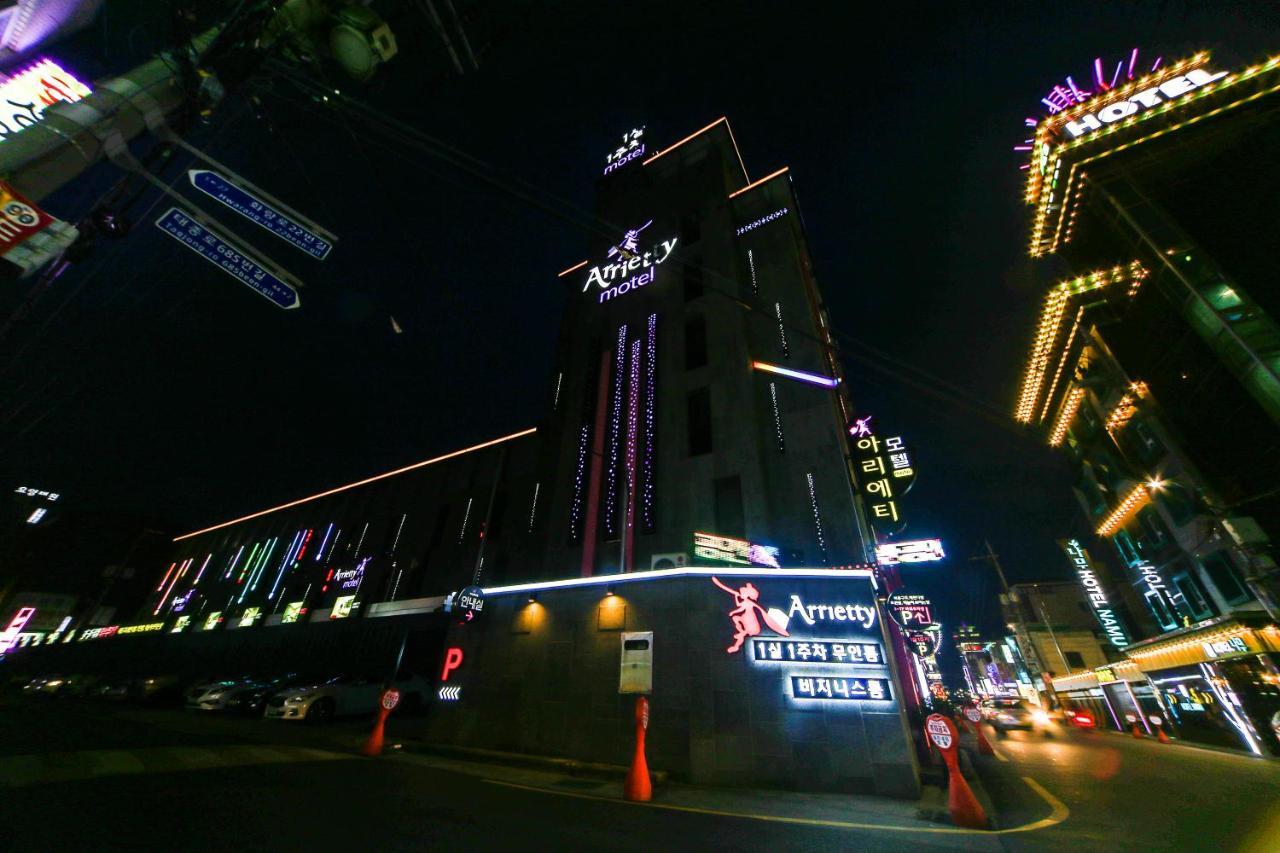 Gyeongju Arrietty Motel Dış mekan fotoğraf